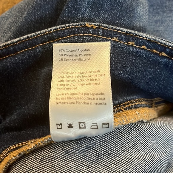 Risen High-Waist Cropped Elastic Banded Jeans - Picture 11 of 11